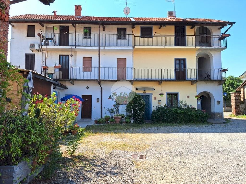 Rustico Via 4 Novembre, Bernate Ticino - foto 2
