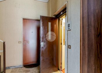 Three-room apartment Via G. D'Annunzio, Cesano Boscone - photo 3