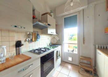 Three-room apartment Via madonna del salvatore, Vittuone - photo 1