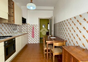 Three-room apartment Piazza Alessandro Zoppa, Canelli - photo 6