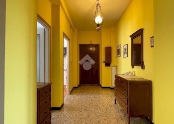 Three-room apartment Piazza Alessandro Zoppa, Canelli - photo 12
