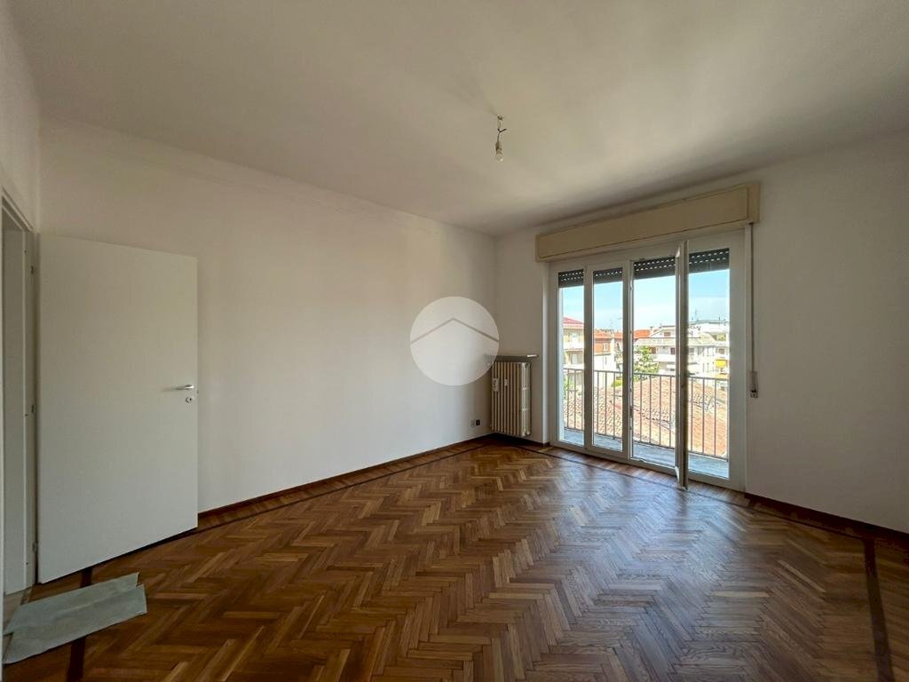 Four-room apartment Piazza Antonio Gramsci, Valenza - photo 1