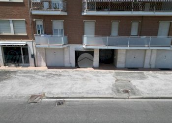Box Via San Michele, Fossano - foto 2