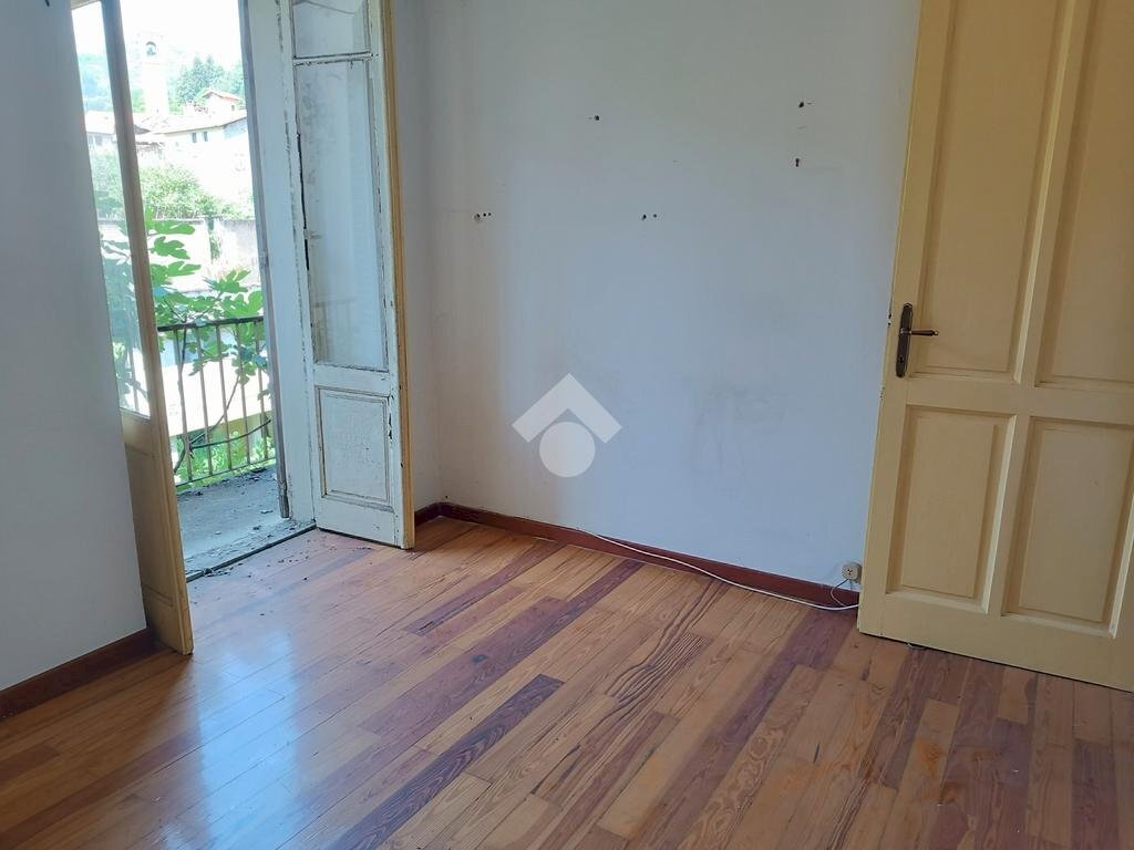 Two-room apartment Via Batur, Valdilana - photo 1