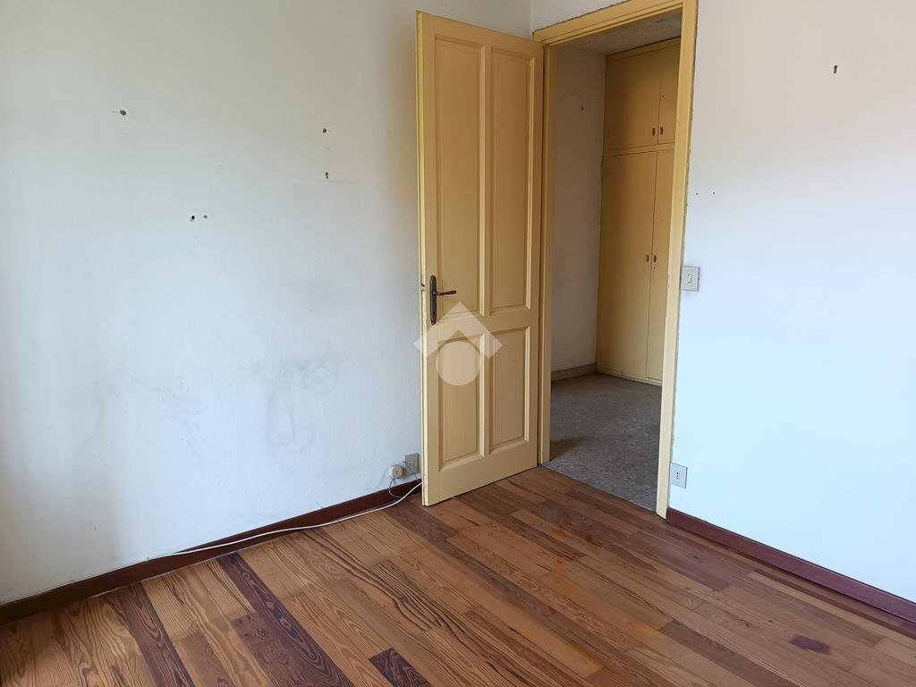 Two-room apartment Via Batur, Valdilana - photo 2