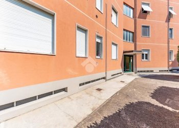 Two-room apartment Viale Lombardia, Rescaldina - photo 22
