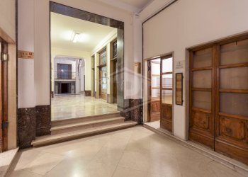 Ufficio Via Montebello, Bologna (zona Centro Storico) - foto 40