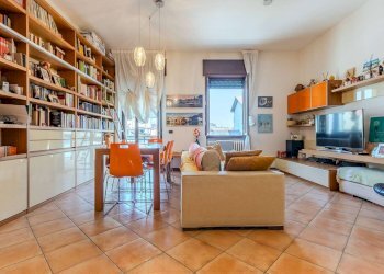 Three-room apartment Lissone - photo 1