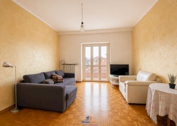 Four-room apartment Pinerolo - photo 1