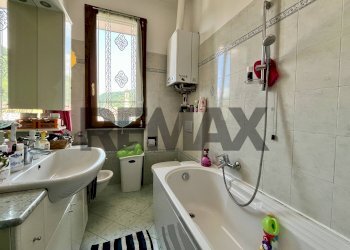 Bagno - Bilocale Via Matteotti
 
8, Porto Ceresio - foto 17
