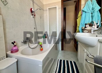 Bagno - Bilocale Via Matteotti
 
8, Porto Ceresio - foto 18