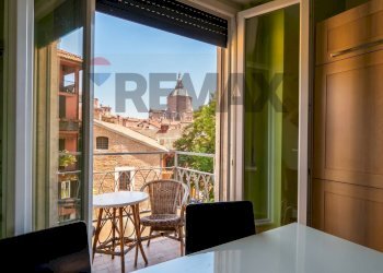 Vista sul Duomo - Bilocale Via Regno Italico
 
2, Pavia - foto 1