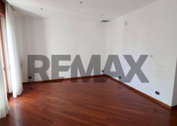 Stanza vuota - Four-room apartment via mirabene
 
1, Matera - photo 3