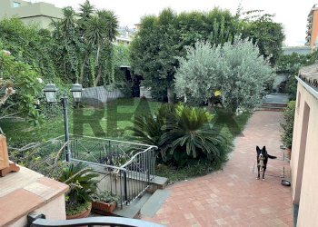 Giardino - Villa Via Lepanto
 
n, Catania - photo 6