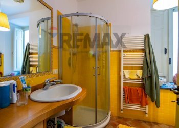 Bagno - Villa Via Lepanto
 
n, Catania - photo 17