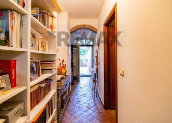 Hall / corridoio - Villa Via Lepanto
 
n, Catania - photo 29