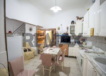 Cucina - Casa indipendente Via Niccolini
 
57, Lentini - foto 6