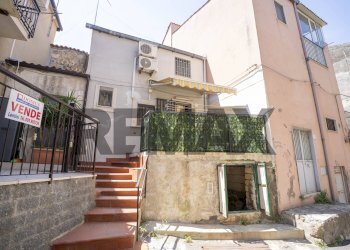 Edificio all\'aperto - Casa indipendente Via Niccolini
 
57, Lentini - foto 19