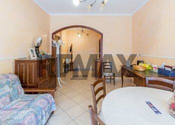 Sala da pranzo - Apartment Via Treviso
 
8, Mascalucia - photo 4