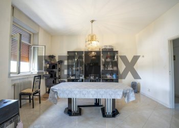 Sala da pranzo - Appartamento Villaggio Sant'Antonio Abate
 
interno 6, Camporotondo Etneo - foto 2