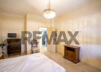 Camera / camera da letto - Appartamento Villaggio Sant'Antonio Abate
 
interno 6, Camporotondo Etneo - foto 24