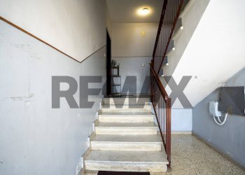 Scale - Appartamento Villaggio Sant'Antonio Abate
 
interno 6, Camporotondo Etneo - foto 29