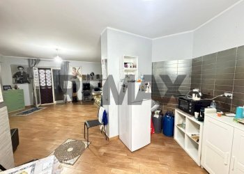Cucina - Quadrilocale Via Giuseppe di Vittorio
 
12, Belpasso - foto 2