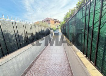 Balcone - Quadrilocale Via Giuseppe di Vittorio
 
12, Belpasso - foto 21