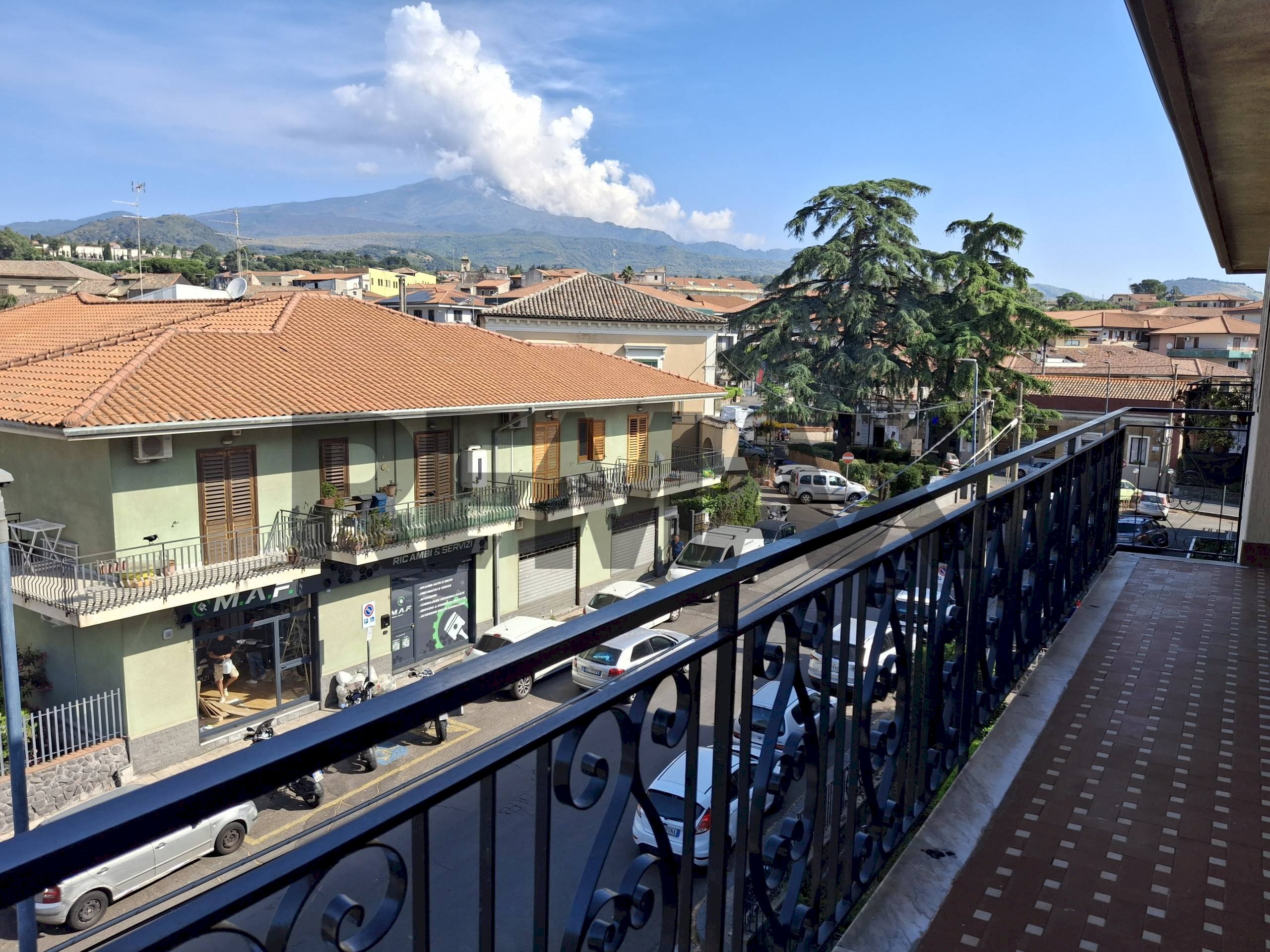 Balcone - Four-room apartment Via Guglielmo Marconi
 
24, Pedara - photo 1