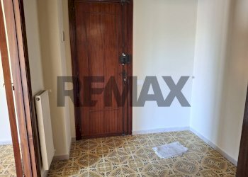 Hall / corridoio - Four-room apartment Via Guglielmo Marconi
 
24, Pedara - photo 6