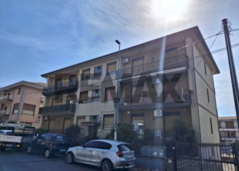 Edificio all\'aperto - Four-room apartment Via Guglielmo Marconi
 
24, Pedara - photo 26