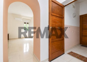 Hall / corridoio - Quadrilocale Via Giuseppe Fava
 
75, Catania - foto 27