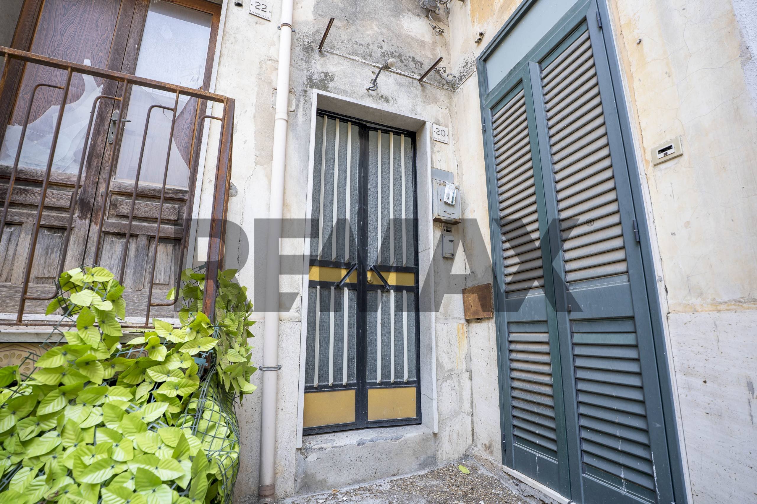 Casa all\'aperto - Casa indipendente Via Murganzio
 
20, Lentini - foto 2