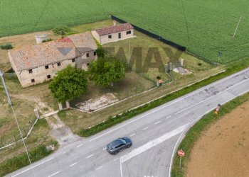Posizione della mappa - Rustic via San Bernardo
 
61, Chiaravalle - photo 8