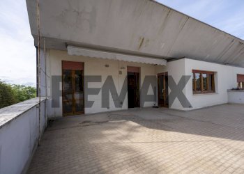 Terrazza - Apartment Via Igino Brutti
 
15, Belvedere Ostrense - photo 28