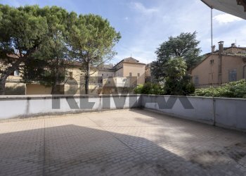 Terrazza - Apartment Via Igino Brutti
 
15, Belvedere Ostrense - photo 29