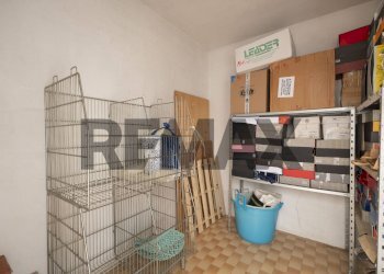Dispensa di stoccaggio - Apartment Via Igino Brutti
 
15, Belvedere Ostrense - photo 34