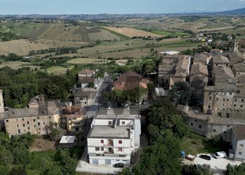 Vista delle montagne - Apartment Via Igino Brutti
 
15, Belvedere Ostrense - photo 39