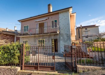 ESTERNO - Semi-detached house giovanni annibaldi
 
4, Cupramontana - photo 1