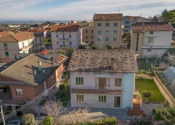 ESTERNO - Semi-detached house giovanni annibaldi
 
4, Cupramontana - photo 32