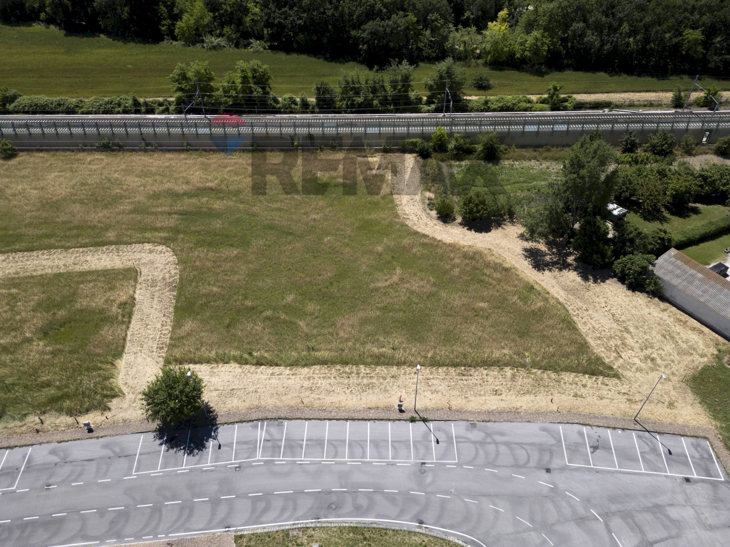 Giardino - Terreno edificabile Via Giovanni Falcone
 
snc, Castelbellino - foto 3
