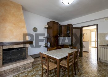 Sala da pranzo - Appartamento Via Borgo Emilio
 
251, Arcevia - foto 13