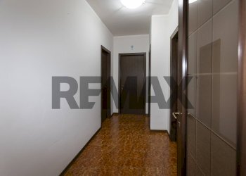 Hall / corridoio - Appartamento Via Borgo Emilio
 
251, Arcevia - foto 30
