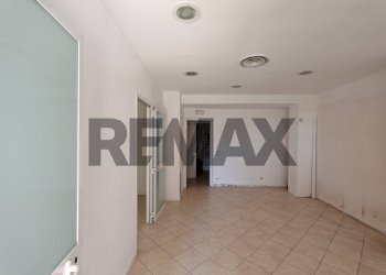 Stanza vuota - Shop VIA IGINO SIMBOLI
 
2, Recanati - photo 21