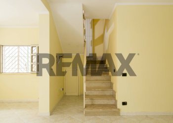 Scale - Villa a Schiera Via dei Gelsi
 
187/189, Anzio - foto 23