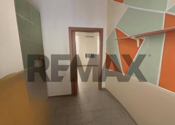 Hall / corridoio - Three-room apartment Via Torre di Lupo
 
29, Mattinata - photo 16