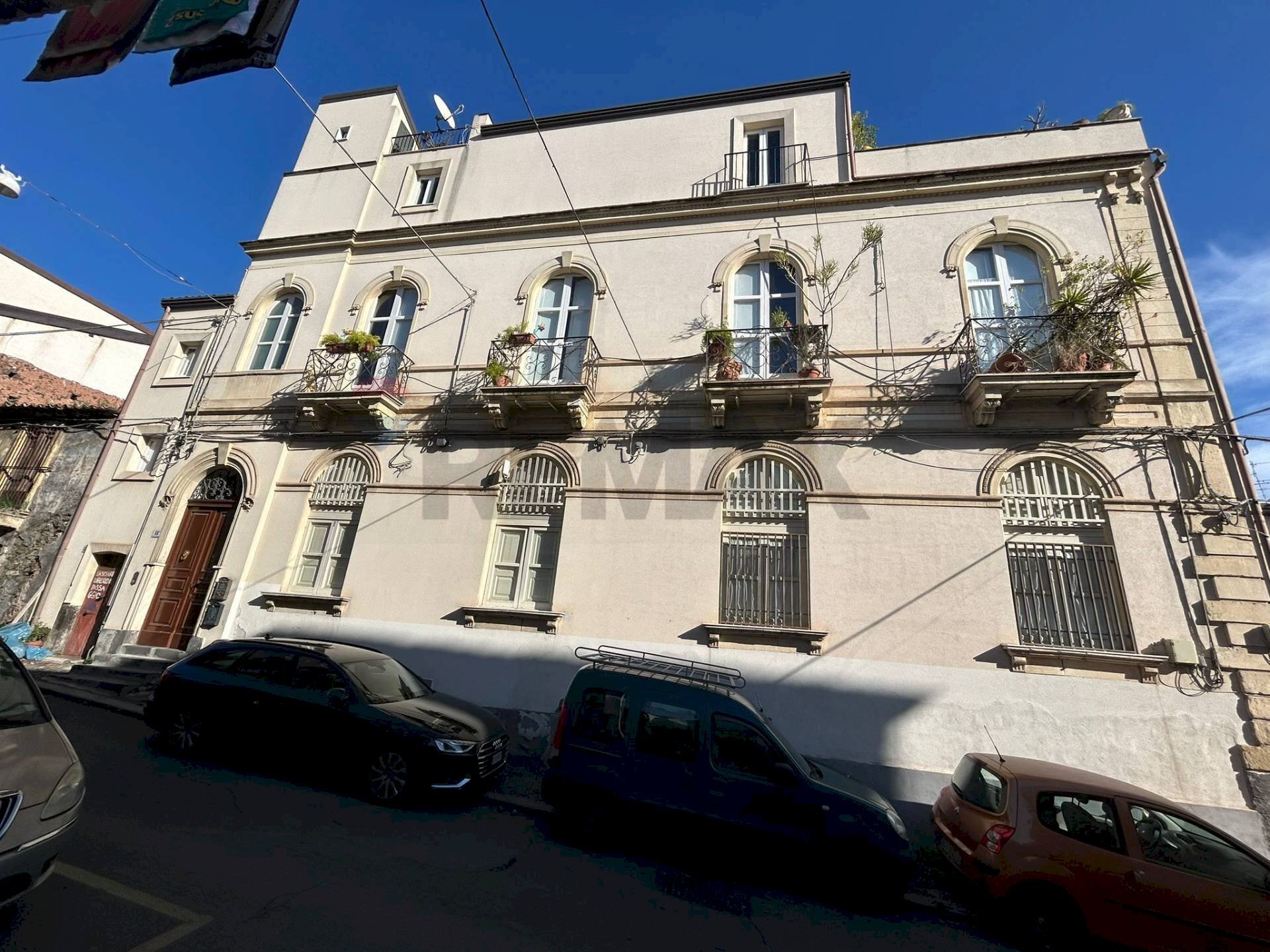 Edificio all\'aperto - Casa semi indipendente Via Della Palma
60, Catania - foto 2