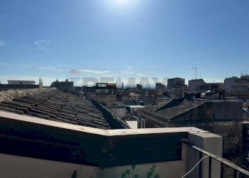 Edificio all\'aperto - Casa semi indipendente Via Della Palma
 
60, Catania - foto 19