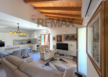 Soggiorno - Independent house Via Monte Nero
 
13, Arona - photo 11