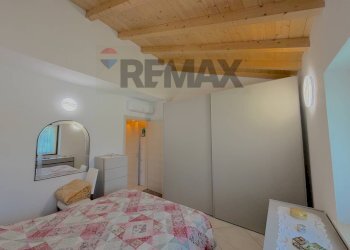 Camera / camera da letto - Independent house Via Monte Nero
 
13, Arona - photo 28